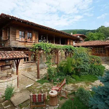 Ecohouse 3*
